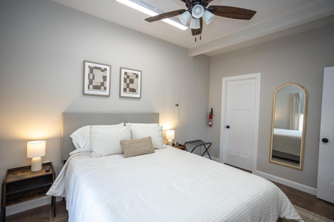 Tiny Home With Hot Tub Near Ft Leonard Wood! Waynesville Extérieur photo